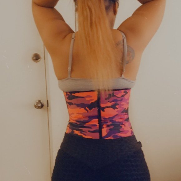 Fuschia Fierce Waist Trainer - Picture 3 of 4